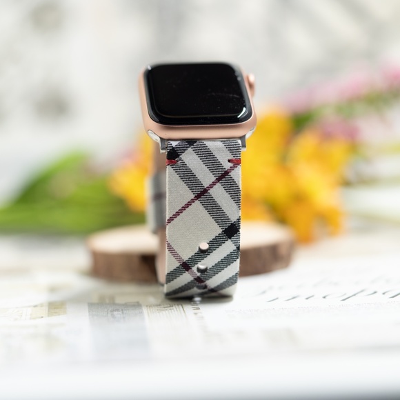 Plaid Checker Apple Watch Band, Leather Band Strap White 38/40/41/42/44/45 mm SE - Picture 4 of 9